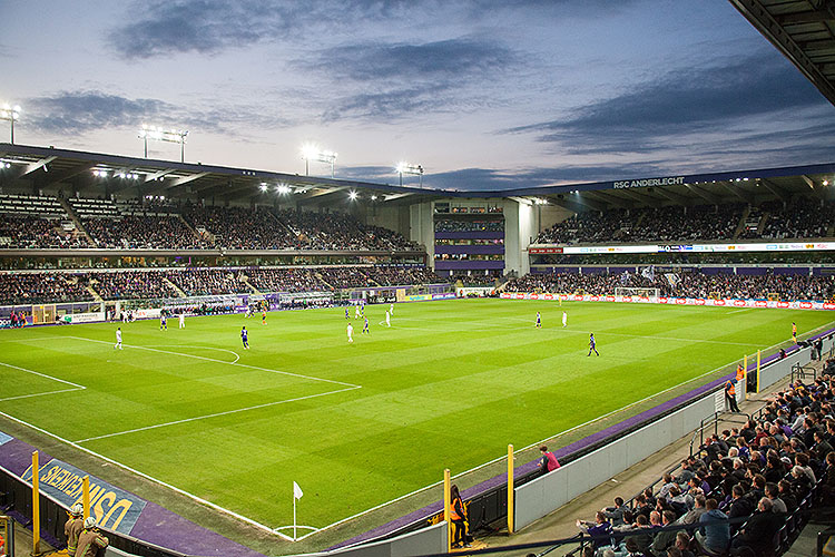 RSC Anderlecht scores first cashless goal - Sports Venue Business (SVB)